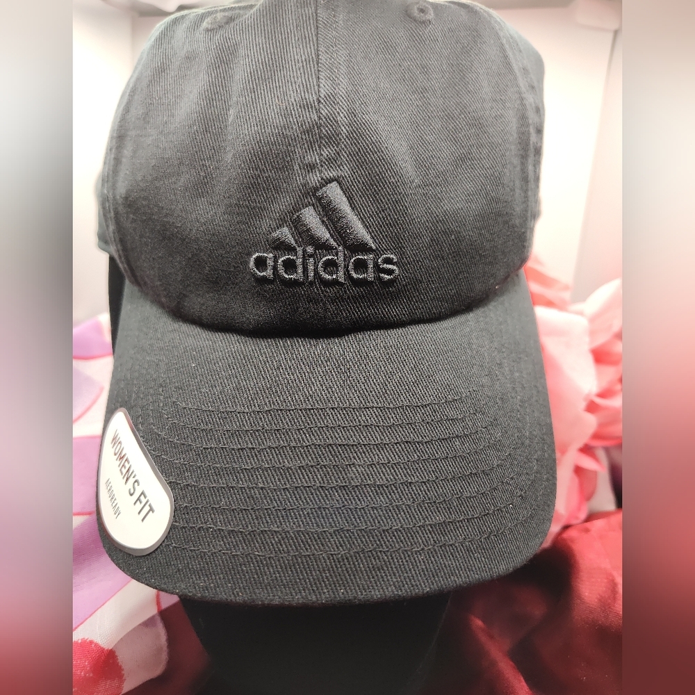 Womens  Adidas New Baseball Hat With Tags